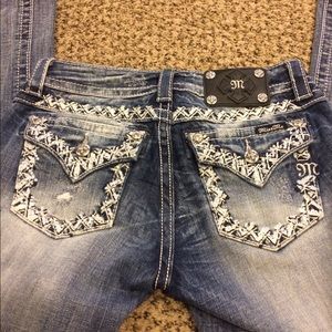 Size 27 miss me jeans